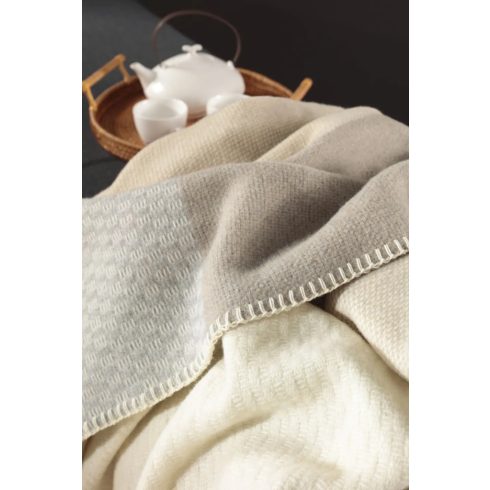 Biederlack FRAME NATURE merinó gyapjú pléd, 150x200 cm